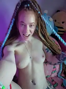 LucidLucy live sex cam