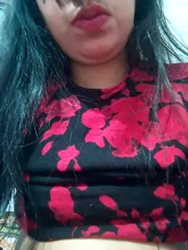 isha_sharma2002's cam snapshot