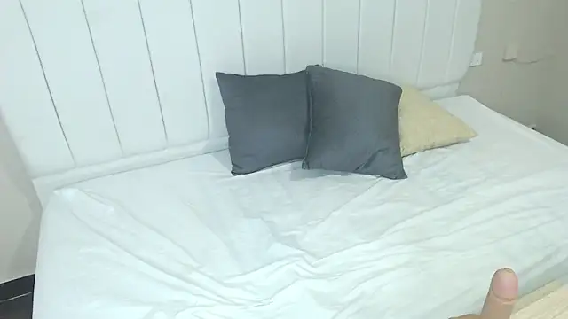 alicce_will02's cam snapshot