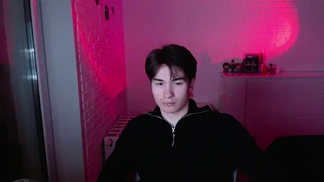 MarkusDean live sex cam