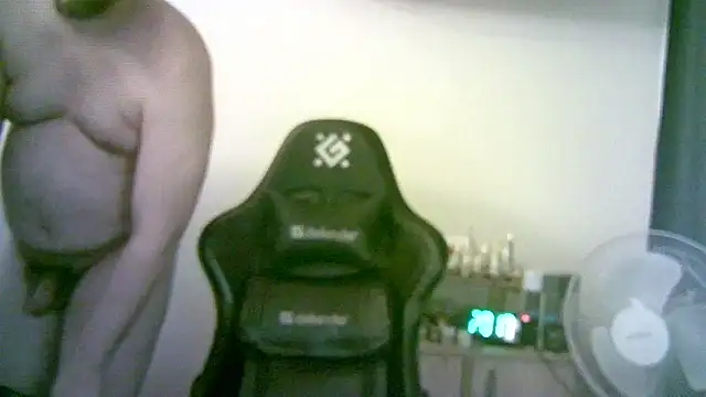 SirAbuser's cam snapshot