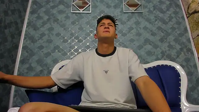 Ethan_Waalker's cam snapshot