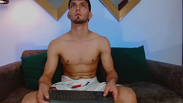 HarryFosster's cam snapshot