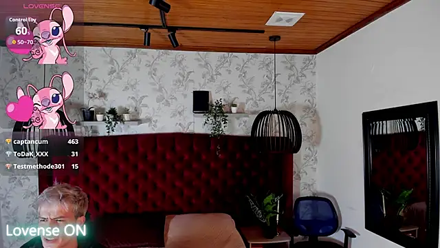 nicktorn's cam snapshot