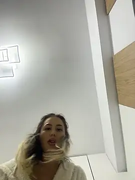 alisa_w's cam snapshot