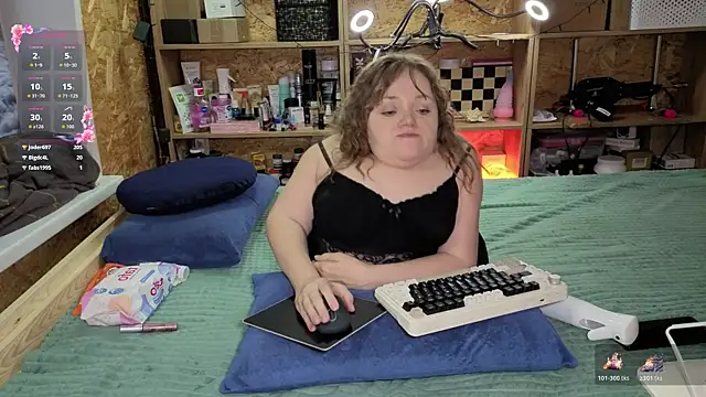 MiniNatalie's cam snapshot