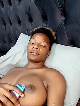 SHANTYBABE's cam snapshot