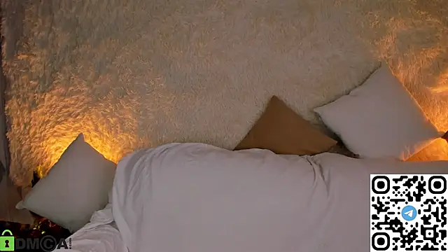 Michelle_Blond's cam snapshot