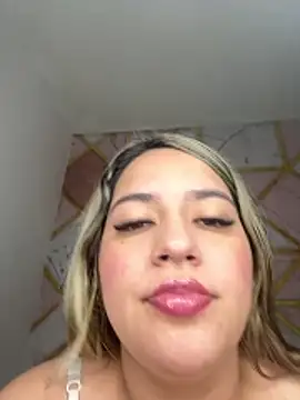 Amira_Malia's cam snapshot