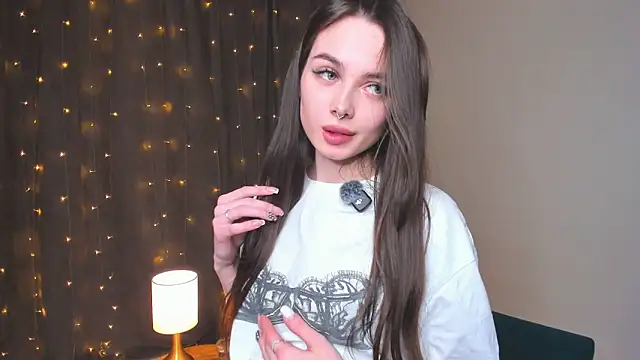 YvonneRobes's cam snapshot