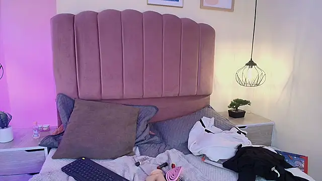 Celestee15_'s cam snapshot