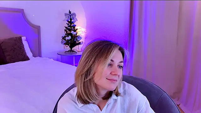 EmeraldGlow's cam snapshot