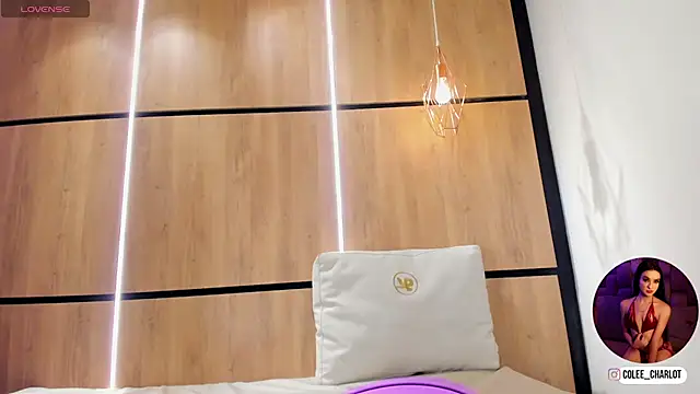 charlotte_colee live sex cam