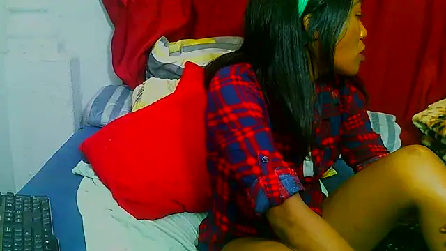 freaky_naughty's cam snapshot