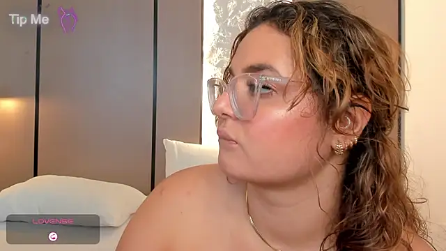 lilly_ass_ live sex cam