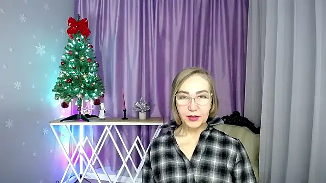 queen_a_n_i's cam snapshot