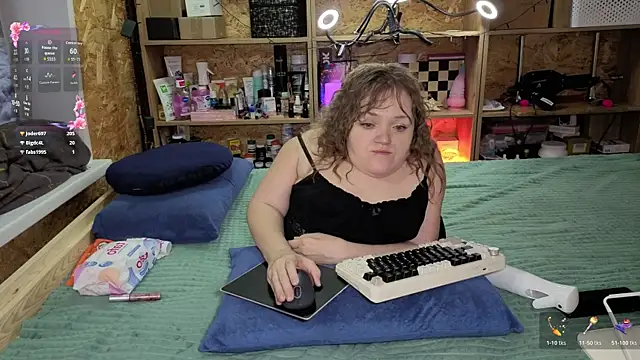 MiniNatalie's cam snapshot