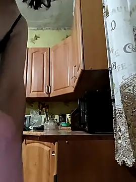 Laura_Kiss's cam snapshot