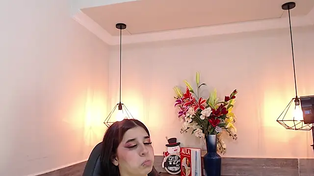 MadyStone_'s cam snapshot