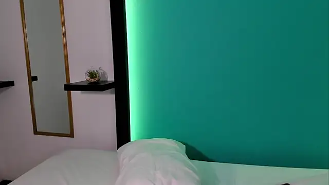 Emma_lust420's cam snapshot