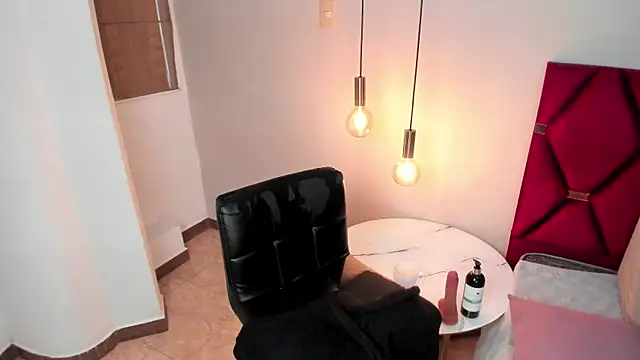 GahiaBelucci's cam snapshot