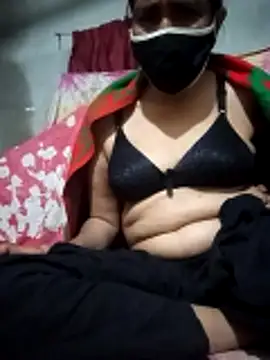 HenaAra live sex cam