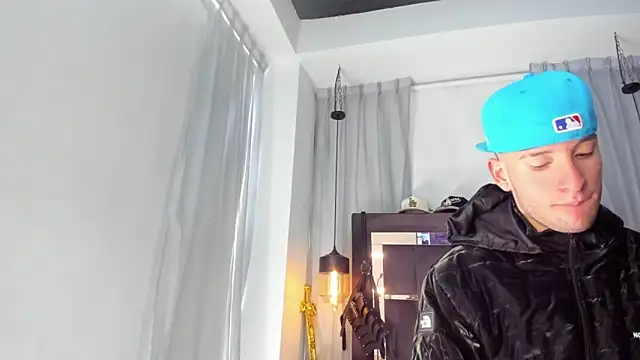 HunterHeat_ live sex cam