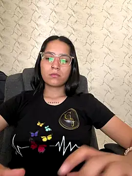 Val12777 live sex cam