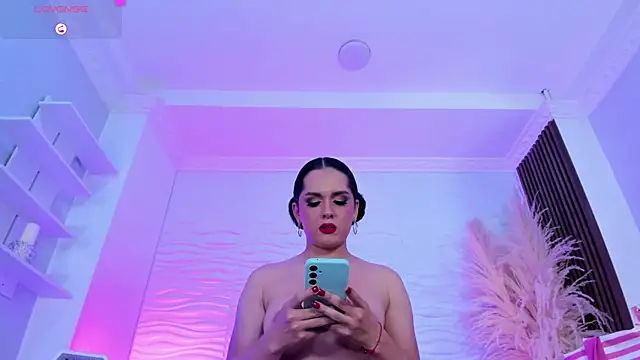 AudreyHayworth live sex cam