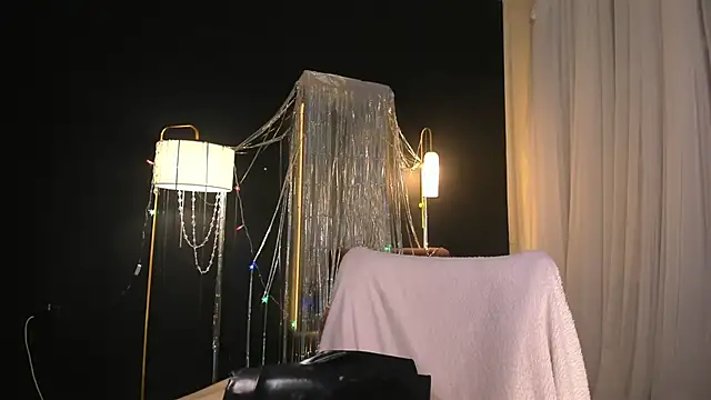 CassieCool live sex cam