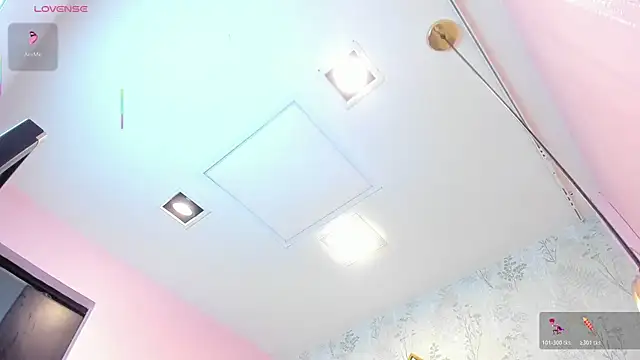 LolyYunno live sex cam