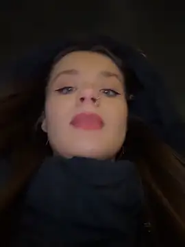 KittyQueeny live sex cam