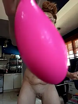 FrozenWaffle live sex cam