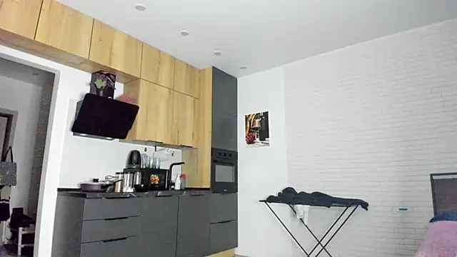 _Alice_Kitty live sex cam