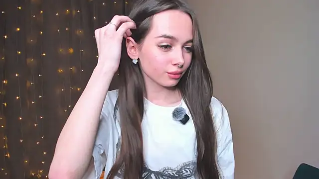 YvonneRobes's cam snapshot