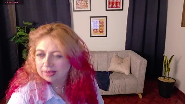 MilfArlet's cam snapshot