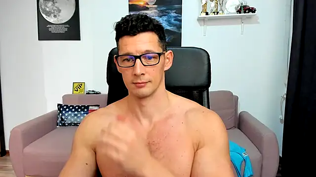 BrutusK08 live sex cam