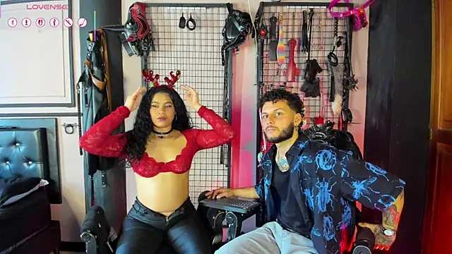 Twisted_Fantasy live sex cam