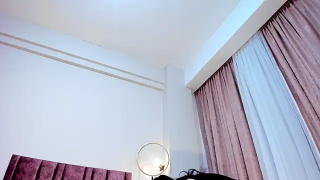 SeleneLujan live sex cam