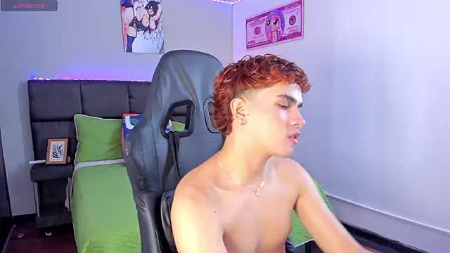 Aiiden_15 live sex cam