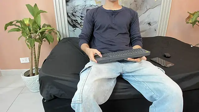 eren_jeager live sex cam