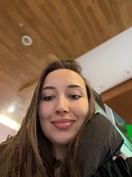 ICrazyOneIRL live sex cam