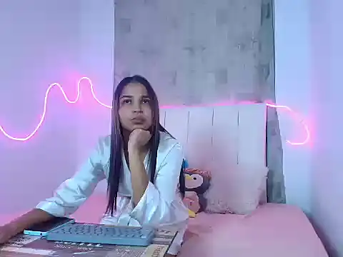 Mariana_edenroom's cam snapshot