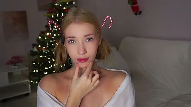 SunnivaCovil live sex cam