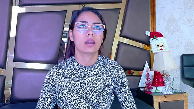 NicoleEsposito's cam snapshot