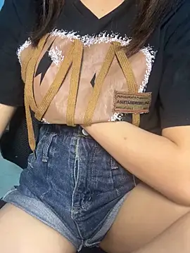 Chichi_86's cam snapshot