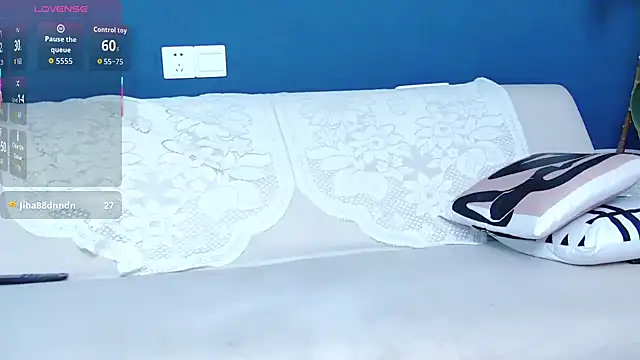 xiaoxiao-5200's cam snapshot