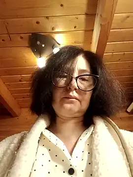 Vikimoon1127's cam snapshot