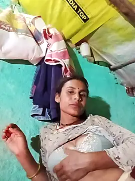 Cuty_priti's cam snapshot