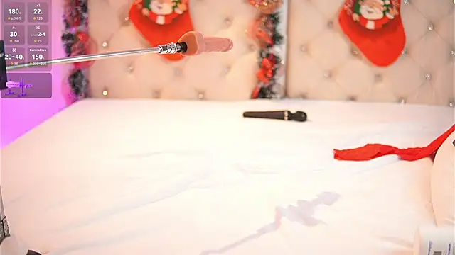 caroline_adams_'s cam snapshot